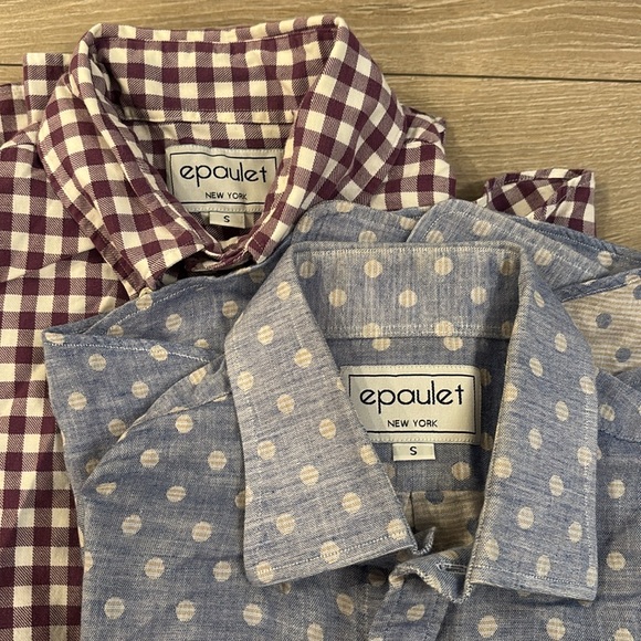 Pair of Epaulet long sleeve button downs - Picture 3 of 5